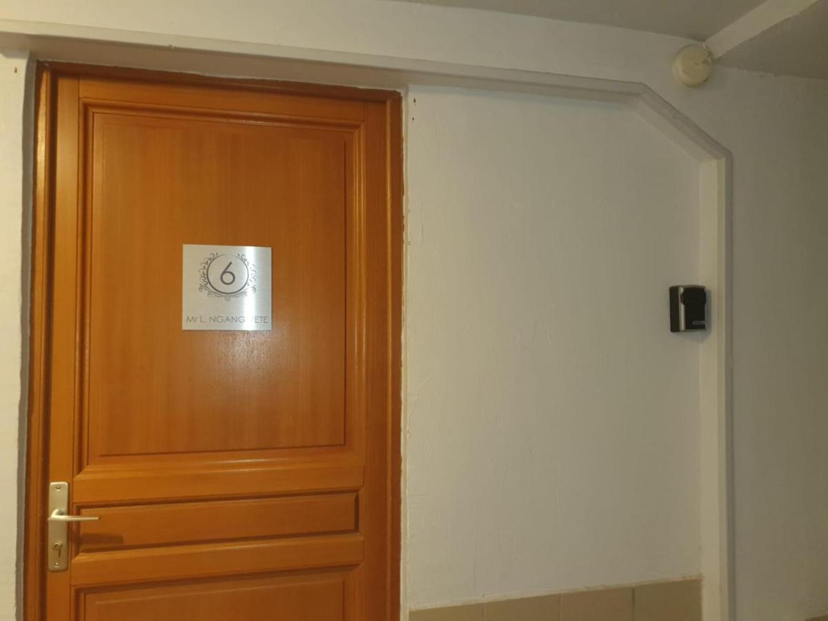 Chambre Privee Numero 1 Dans Un Superbe Appartement En Colocation Montataire エクステリア 写真